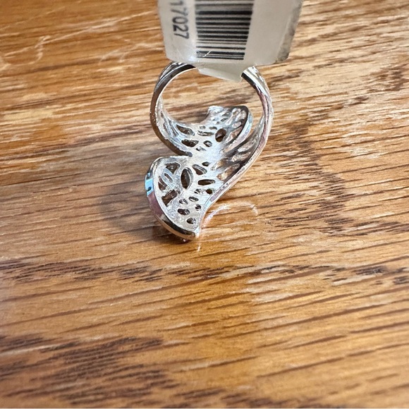 Forever 21 Filigree Silver Knuckle Ring Size 7 - Picture 3 of 3